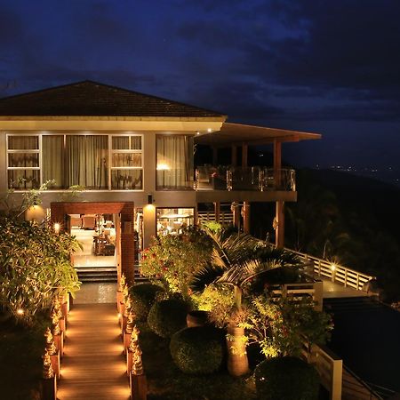 The Oriental Luxury Suites Alfonso Dış mekan fotoğraf